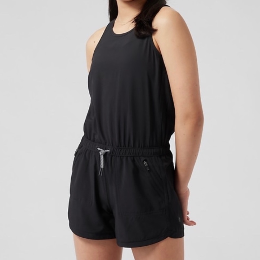 Athleta Girl On the Go Romper - Size M (8/10) - Black